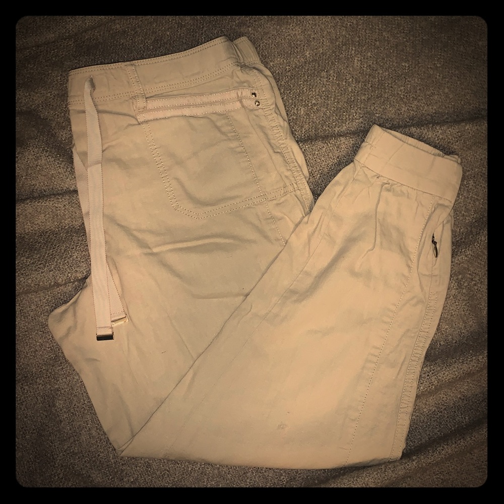 WHBM khaki capris : size 12